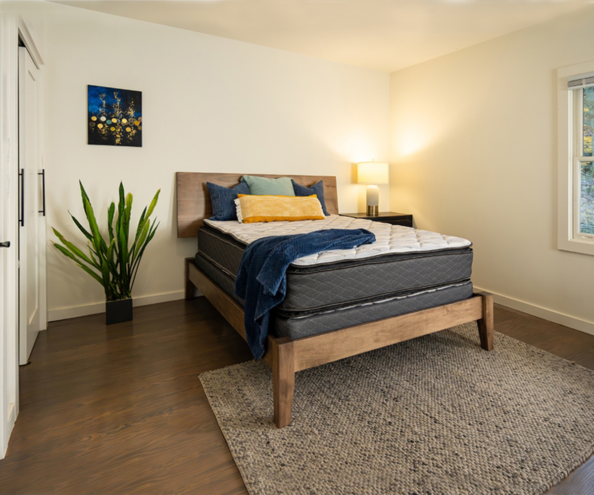 Gemstone Emerald Pillow Top Mattress