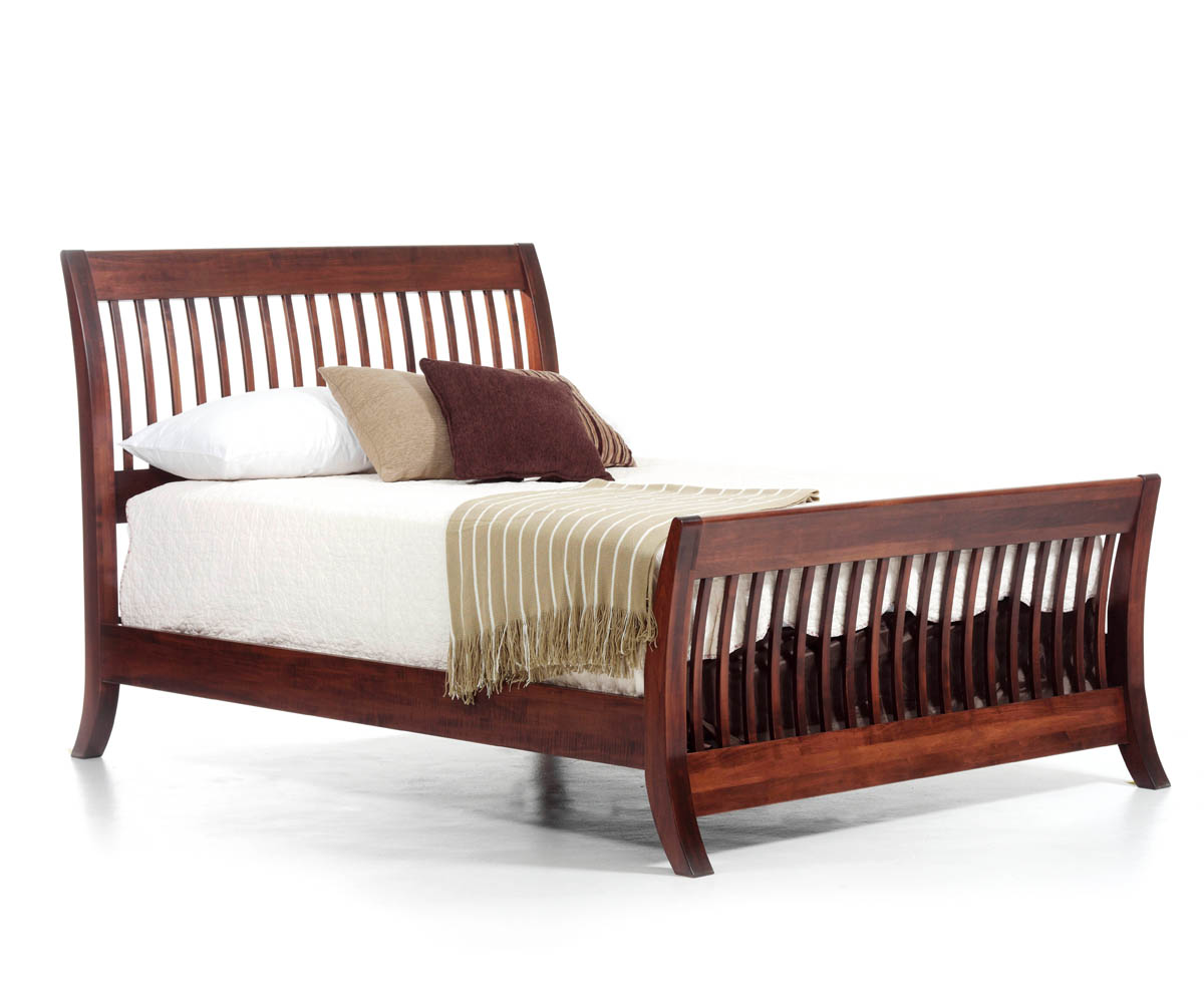 Manhattan Sleigh Bed With Slats